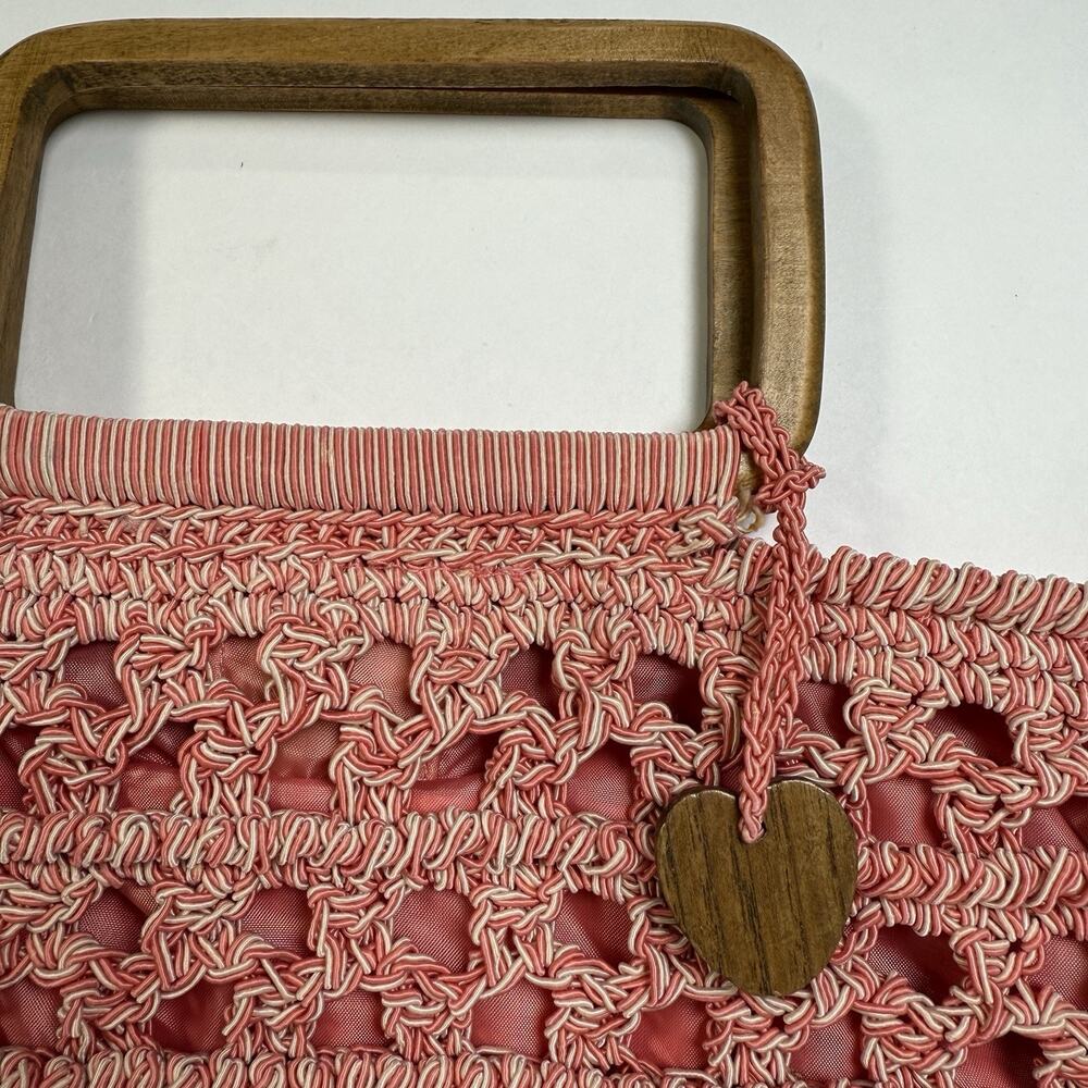 NWT Vintage Crochet Knit Pink Handbag Wooden Handle 12x10x2 Purse Boho Hippie - Picture 2 of 8